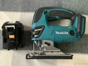 Makita priamociara pila djv180 18v s nabijackou a baterkou - 6