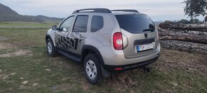 Dacia Duster 1.6 benzín LPG 4x4 REZERVOVANE - 6