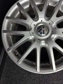 Alu VW 5x112 17” 1K0601025AN - 6