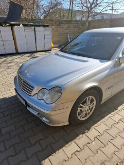 Mercedes-Benz C220 W203 - 6