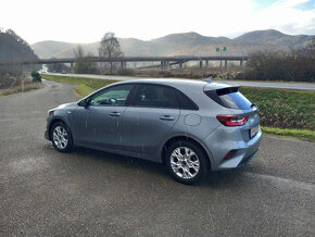 KIA CEED 1.0 T-GDI SILVER r.v.2022 Kúpené na Slovensku - 6