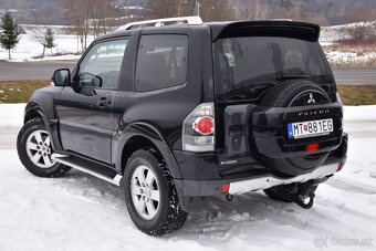 Mitsubishi Pajero - 6