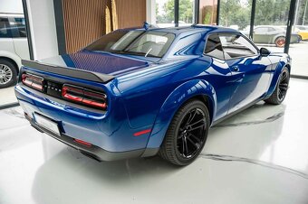 Dodge Challenger 6,4 SCAT PACK - 6