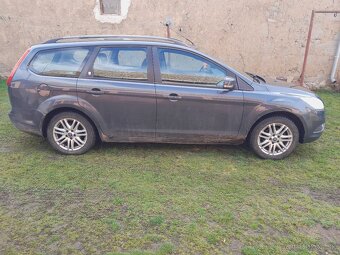 Ford focus - 6