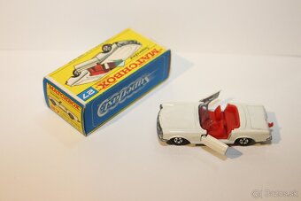 Matchbox SF Mercedes Benz 230 SL - 6