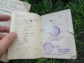 vojenské preukazy + cestovný pas Slovenský štát - 6
