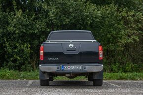 Nissan Navara DoubleCab 2.5 dCi XE Long - 6