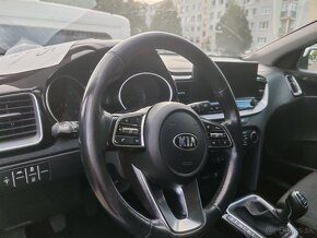 Kia ceed hybrid - 6