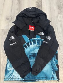 The North Face x Supreme bunda - 6