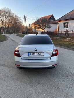 Škoda Octavia 2.0 TDI DSG - 6