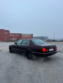 Bmw E32 730i - 6