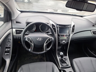 Hyundai i30 CW 1.6i CRDi HP 16V DOHC Style - 6