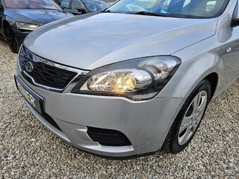 Kia Cee´d SW 1.6 CVVT 16V EX - 6