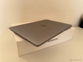 Predám Apple MacBook Pro 13 2019 Touch Bar i5 - 6