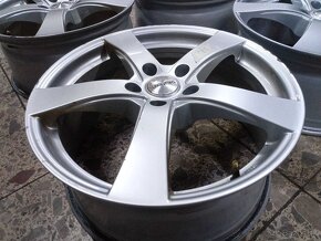 Alu disky Dezent 8x18, 5x114,3 - 6