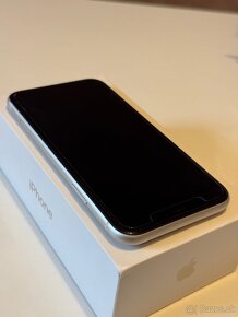 iPhone 11 White - 6