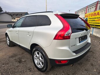 Volvo XC60 D5 AWD Momentum Geartronic - 6