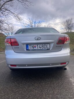 Toyota Avensis - 6