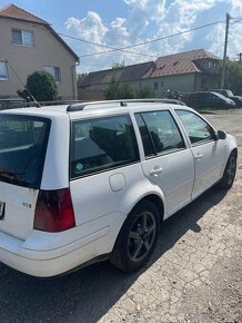 Predám vw Bora variant 1.9 TDI - 6