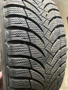 Nexen 195/65 R15 Zimná sada - 6