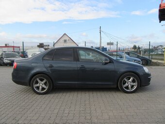 Volkswagen Jetta 1.9 TDI Trendline - 6