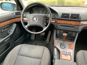 BMW 520iA E39 - 6