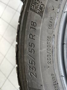 Predám zimne 235/55 R18 MICHELIN - 6