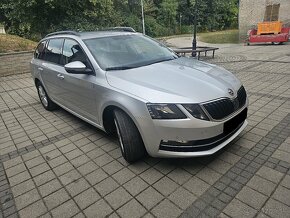 Škoda Octavia Combi 1.6 TDI M5 Style Navi DVD Canton koža - 6