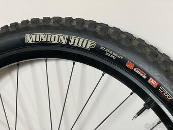 Predám koleso 27,5 DT Swiss AN LN s Maxxis Minion DHF - 6