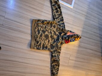 Predam Bape Shark 1st camo green mierne používaná - 6