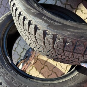 Zimne pneu 225/55 R19 99R Bridgestone Blizzak - 6