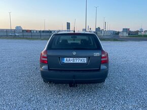 Škoda Octavia 2 Combi 2.0 TDi DSG - 6