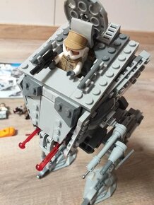 Lego Star Wars 75322 AT-ST z planéty Hoth - 6