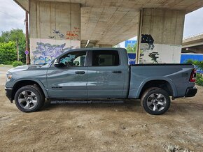 Dodge RAM Built to Serve Edition 5.7L V8 Vzduch 4WD A/T 2021 - 6