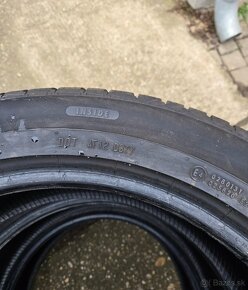 Continental Wintercontact 255/45 R20 - 6