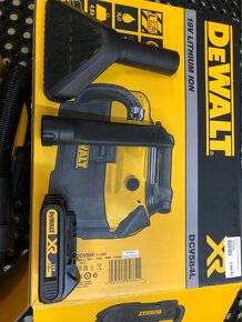 Průmyslový Aku. vysavač DeWalt 18V DCB584L-QW přenosný - 6