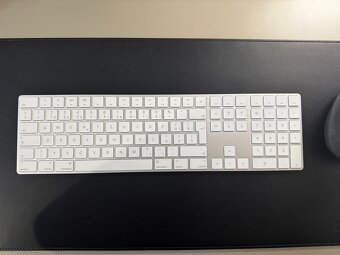 Apple Magic Keyboard s číselnou klávesnicou, strieborná – SK - 6