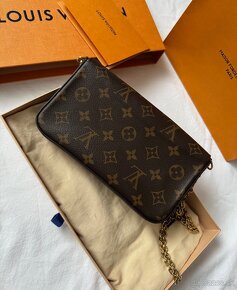 Louis Vuitton Felicie kabelka - 6