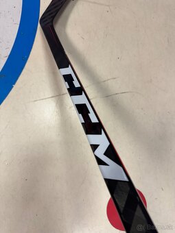 UPLNE NOVA PROFI HOKEJKA CCM JETSPEED FT3  - 6