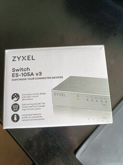 ZYXEL ES-105A v3, 5 port - 6