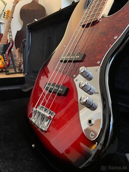 Fender Squier Jazz bass - 6