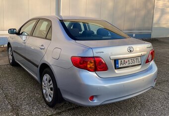 Toyota Corolla 1.6 benzín, r. v. 2010 – nájazd iba 88 tisíc. - 6