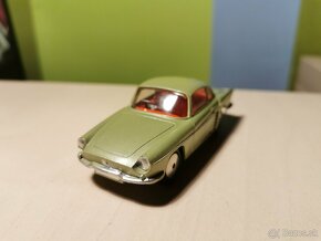 Corgi toys Renault Floride - 6