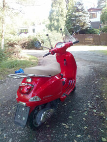 Vespa   LX 125 ie - 6