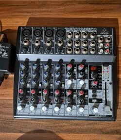 Behringer Xenix 1202 FX - 6