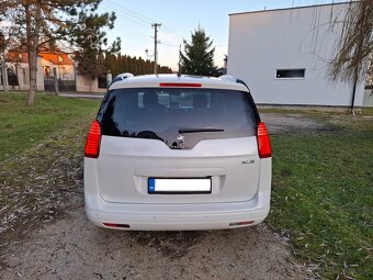 Peugeot 5008  1.6HDi  7 miestne   exclusive - 6