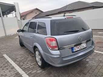 OPEL ASTRA H FACELIFT - 6