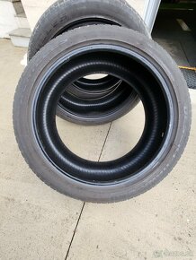 285/40 R22 - 6