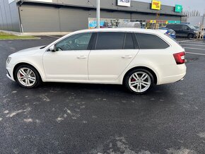 Škoda Octavia Combi 2.0 TDI RS DSG 4x4 - 6