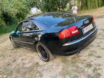 AUDI A8 4.2V8 - 6